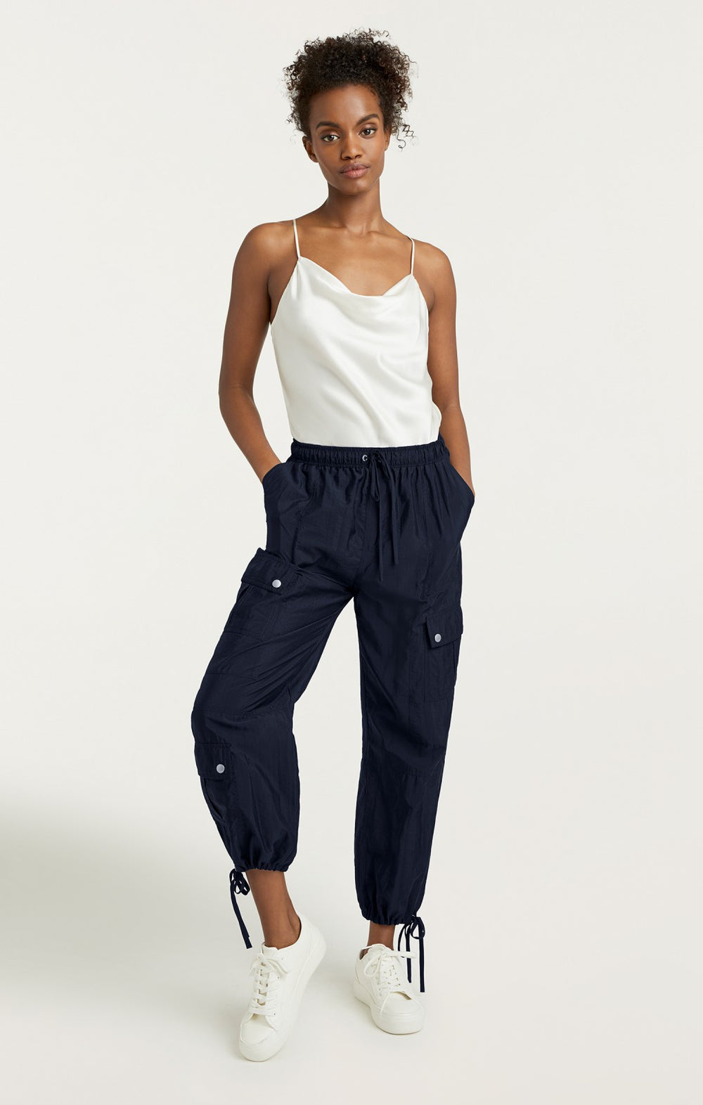 Women Nitsan Parachute Pant Navy