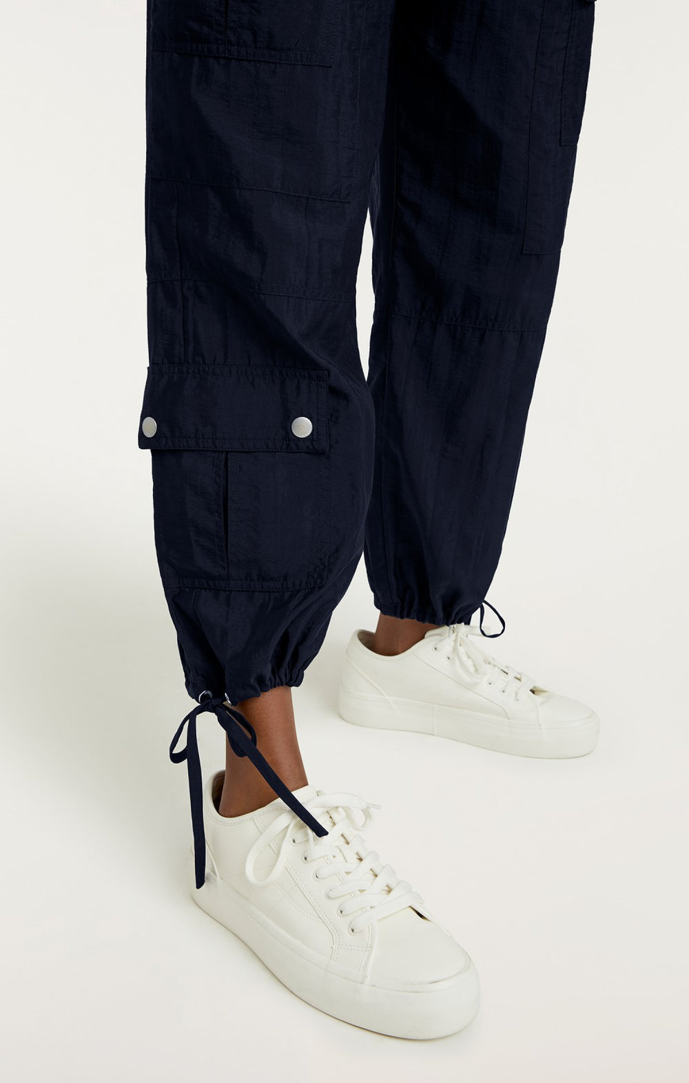 Women Nitsan Parachute Pant Navy