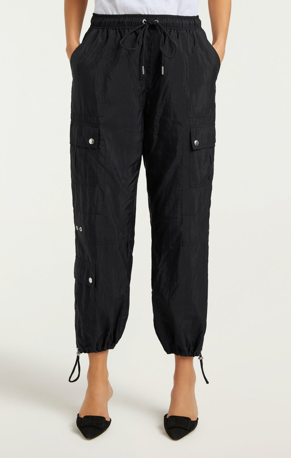 Women Nitsan Parachute Pant Black