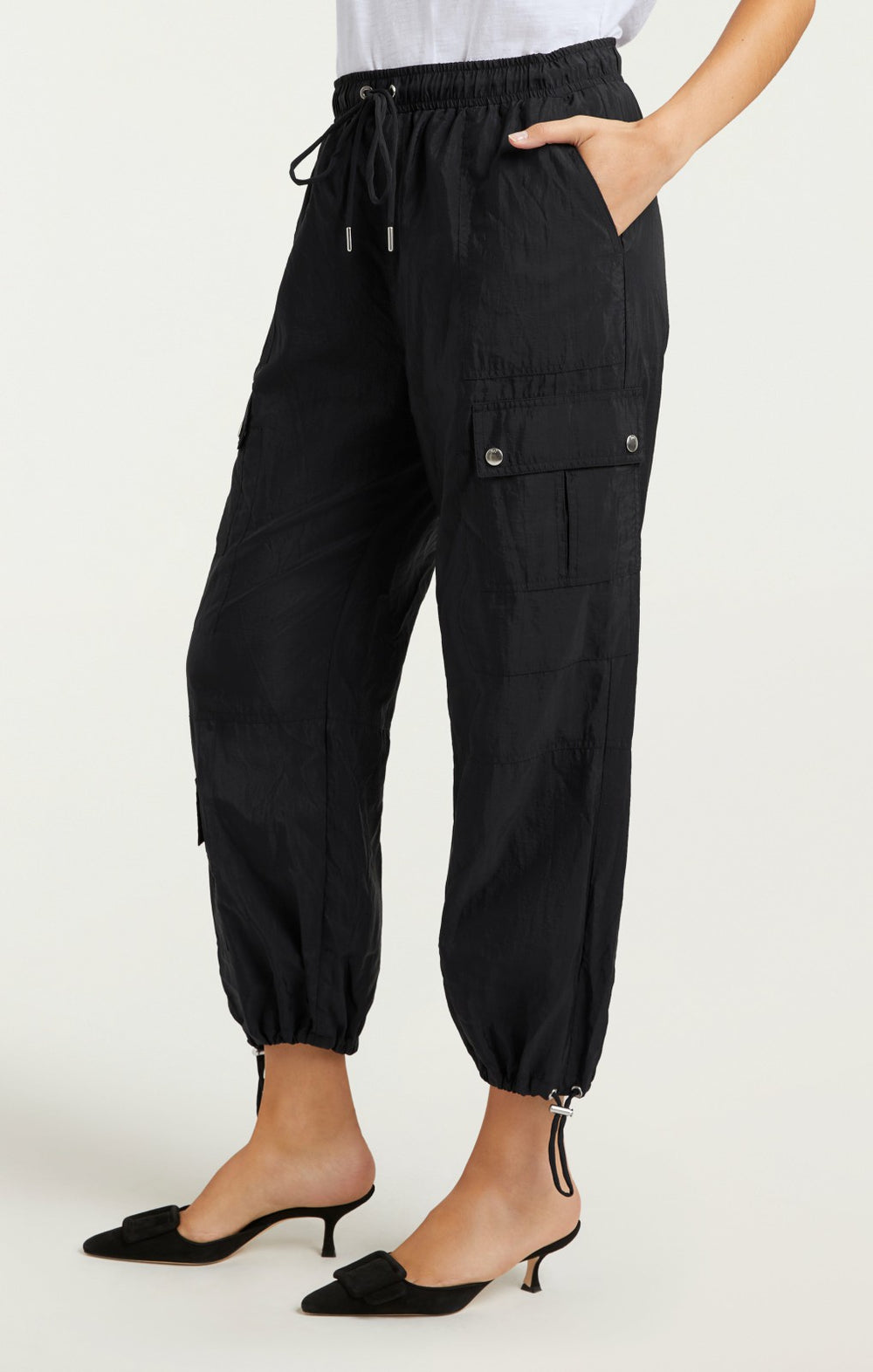 Women Nitsan Parachute Pant Black