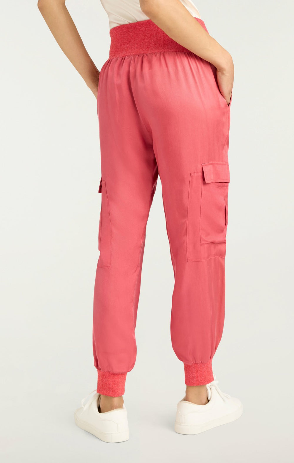 Women Giles Pant Sour Cherry