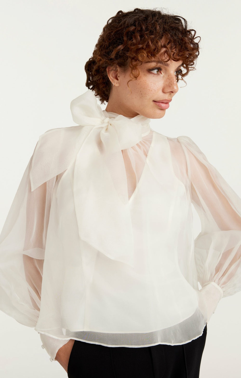 Women Reo Top Ivory