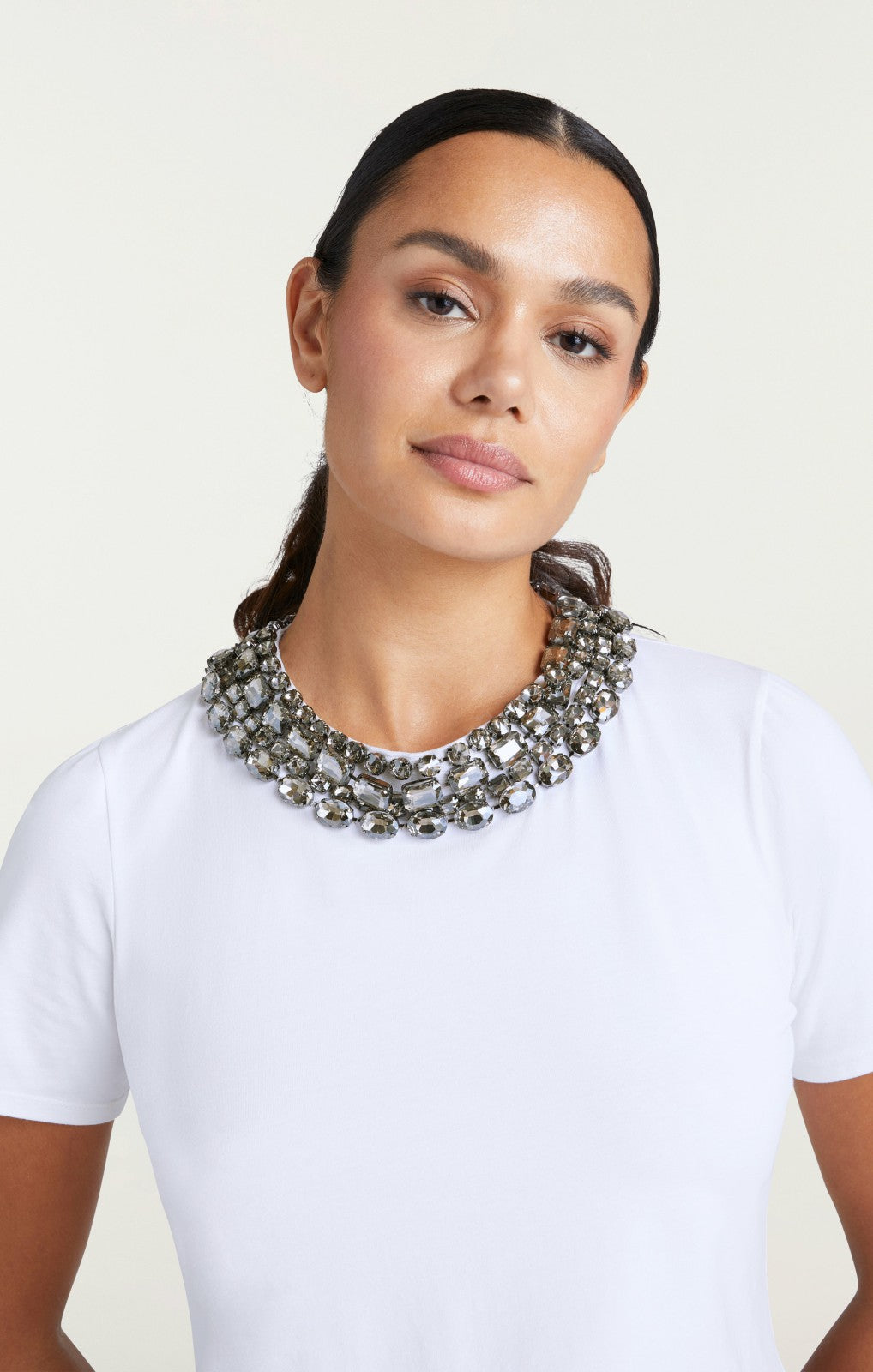 Women Chunky Necklace Shrunken Tee White