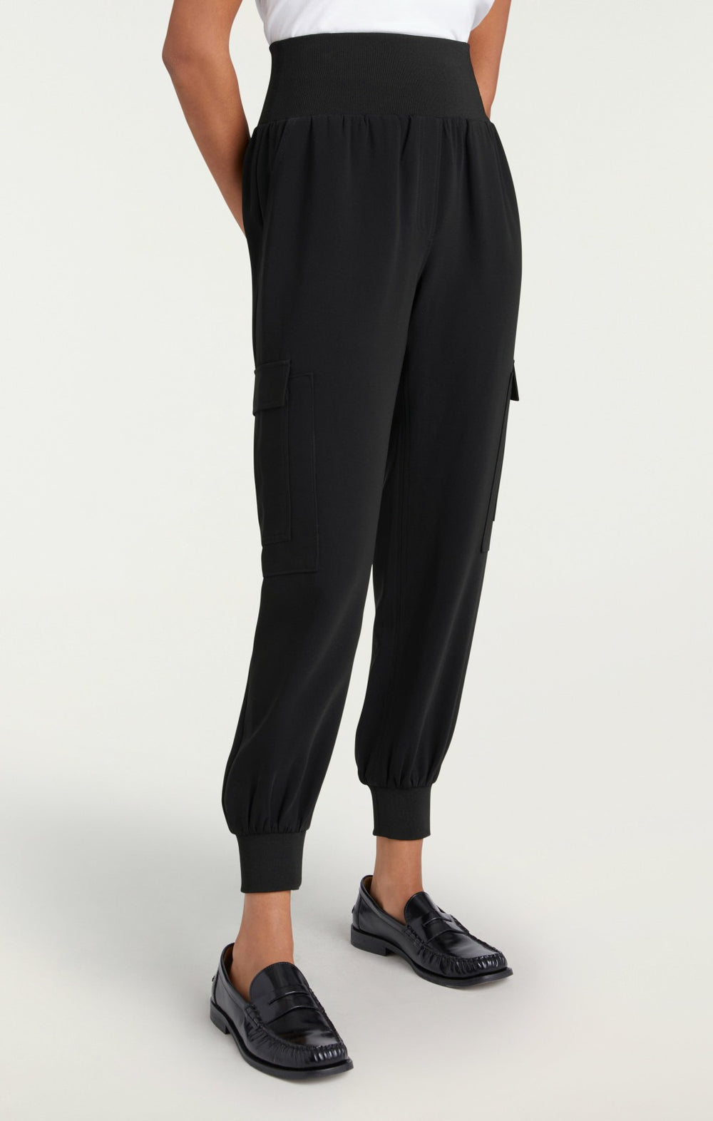 Women Crepe Giles Pant Black