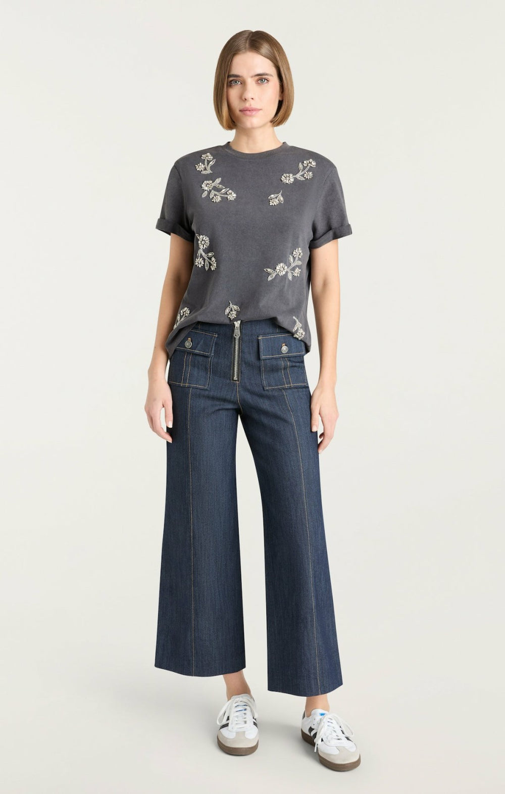 Women Diamond Vines Washed Bree Tee Washed Black