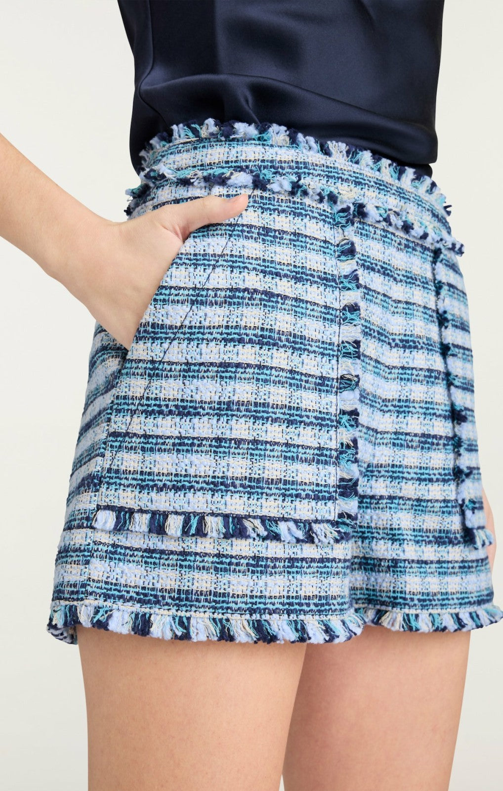 Women Matilda Tweed Allen Short Navy Multi