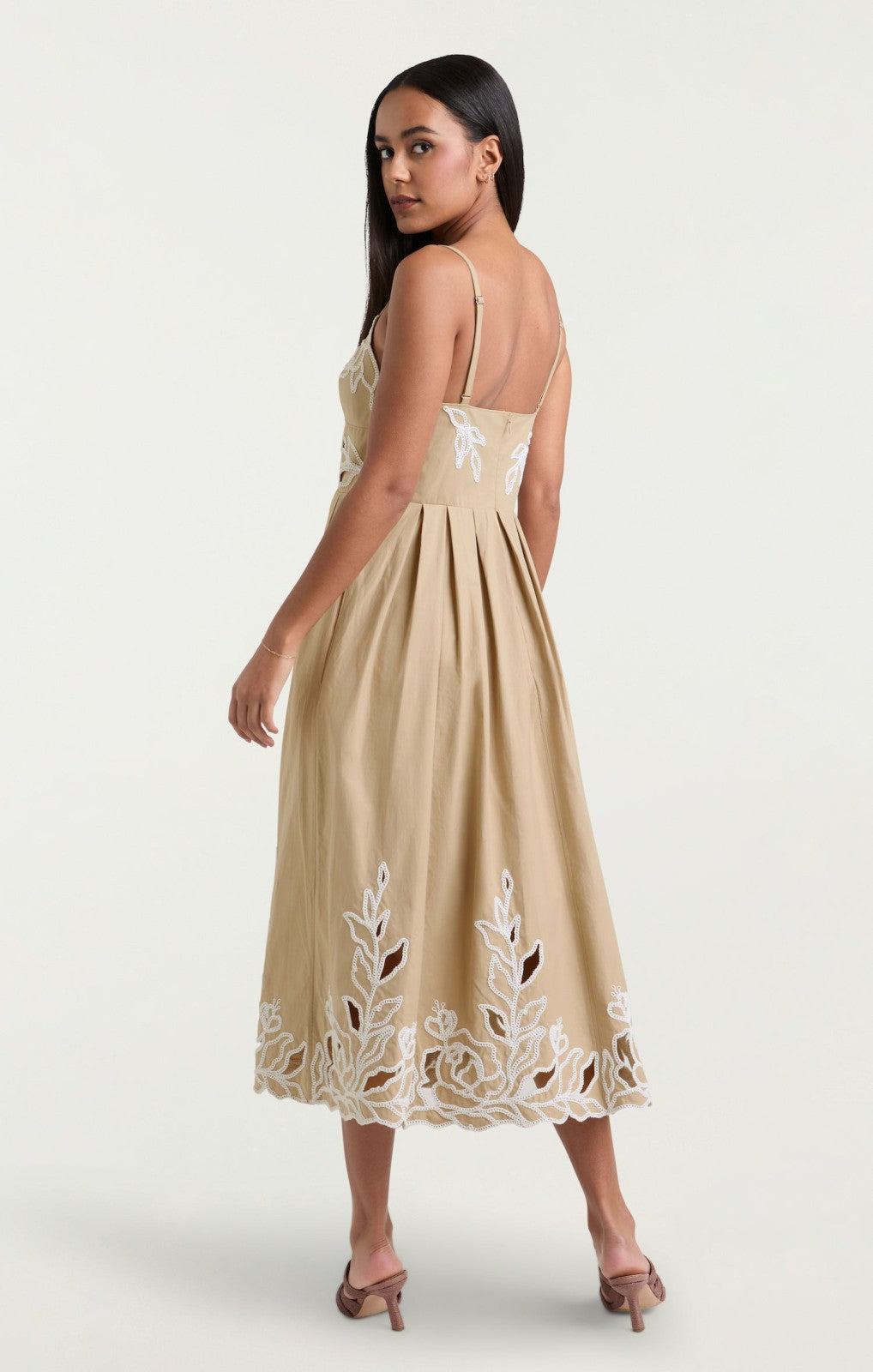 Women Trailing Peonies Maude Dress Khaki/White