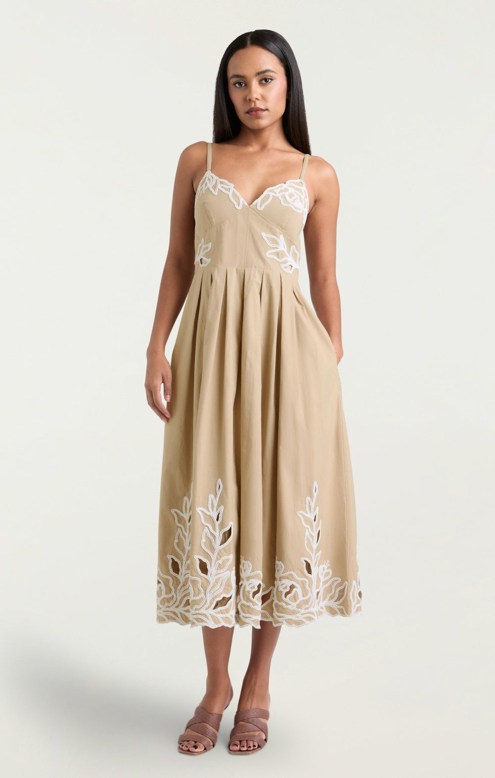 Women Trailing Peonies Maude Dress Khaki/White