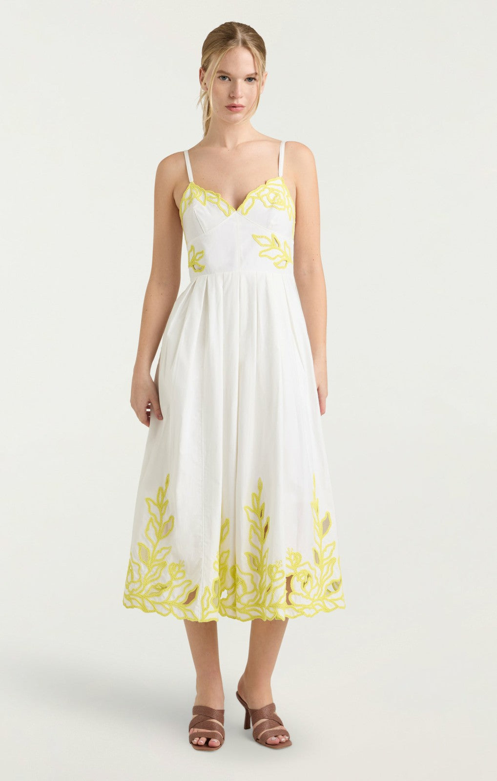Women Trailing Peonies Maude Dress White/Golden Glow