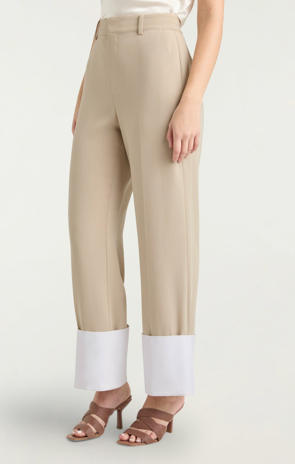 Women Maesa Pant Khaki/White