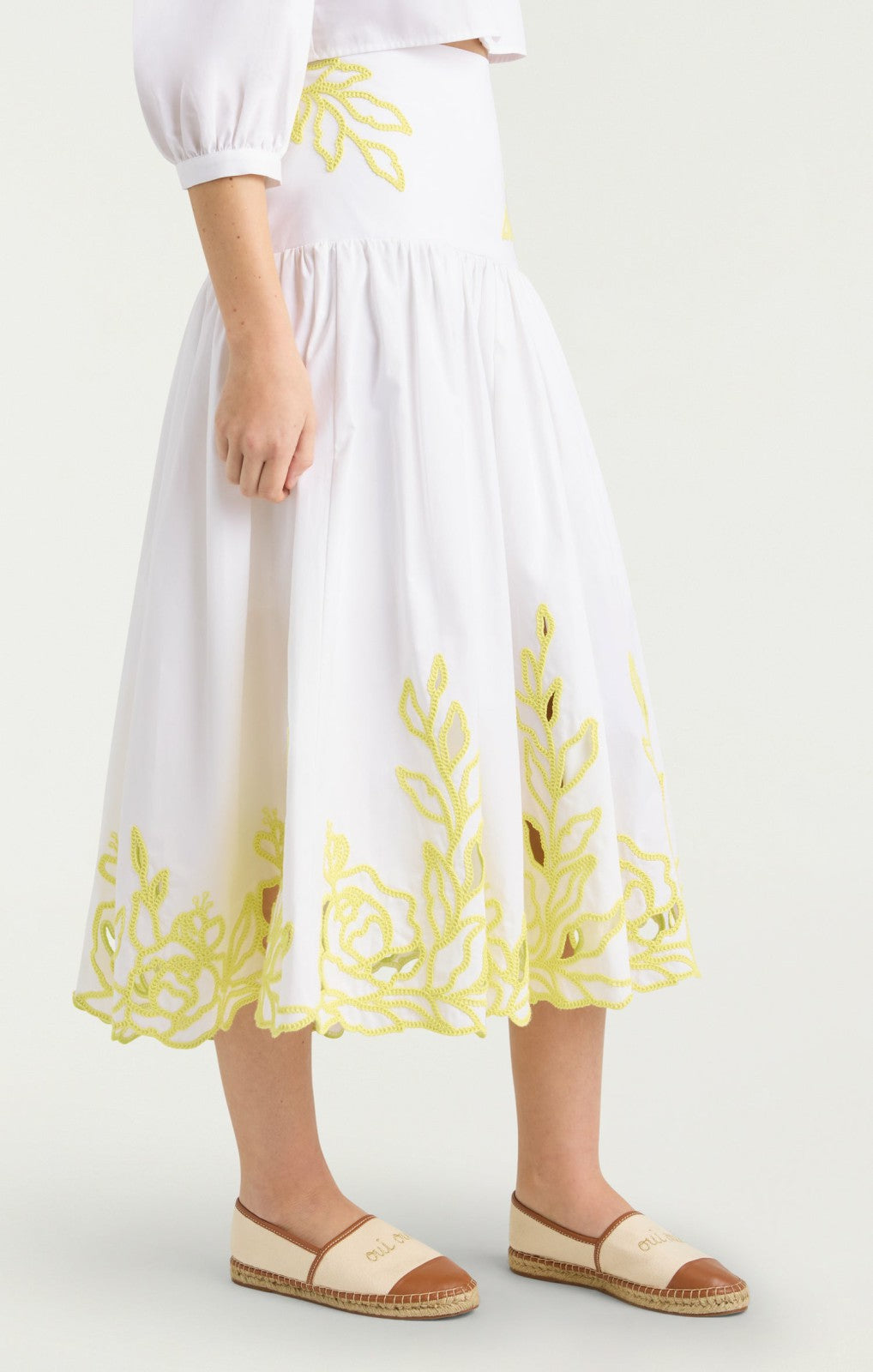 Women Trailing Peonies Tilda Skirt White/Golden Glow