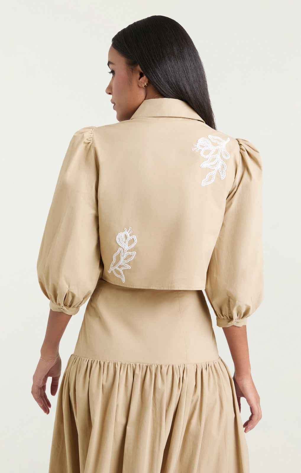 Women Trailing Peonies Tilda Top Khaki/White