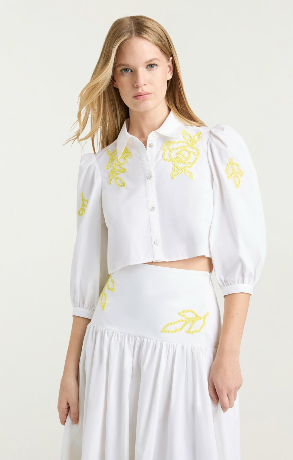Women Trailing Peonies Tilda Top White/Golden Glow