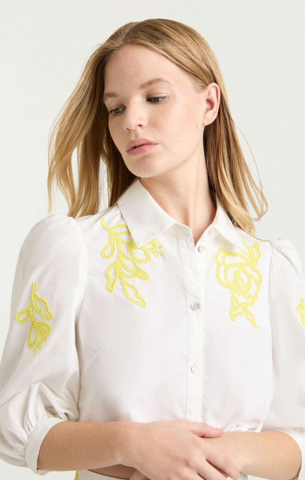 Women Trailing Peonies Tilda Top White/Golden Glow