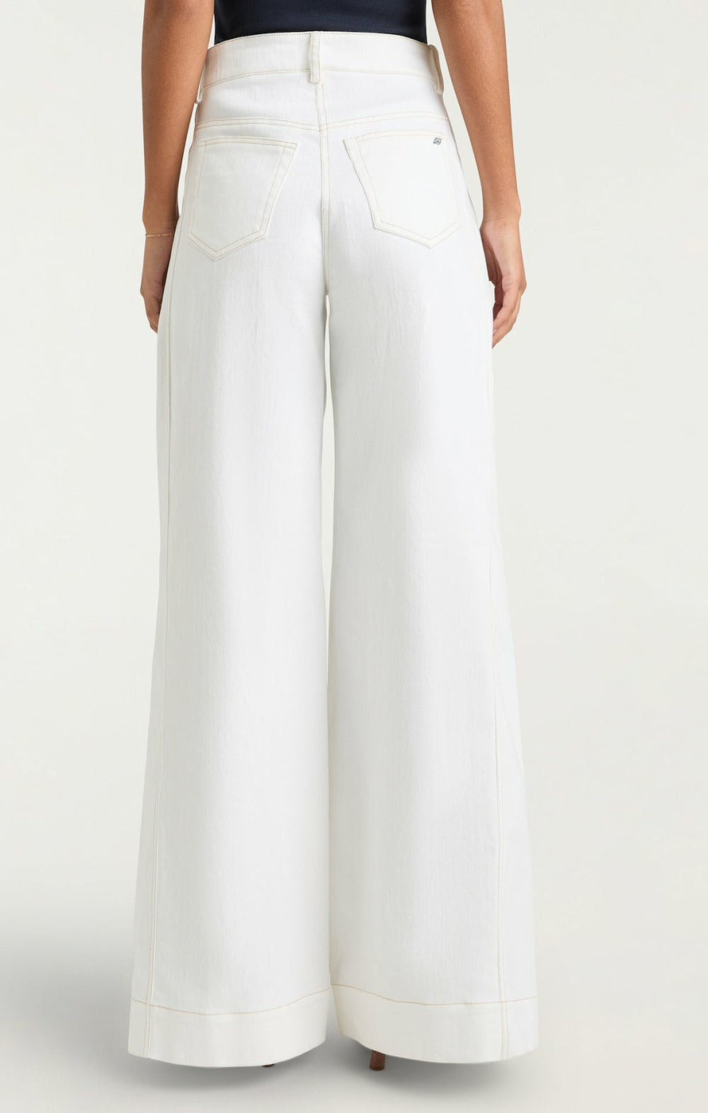 Women Carol Pant White