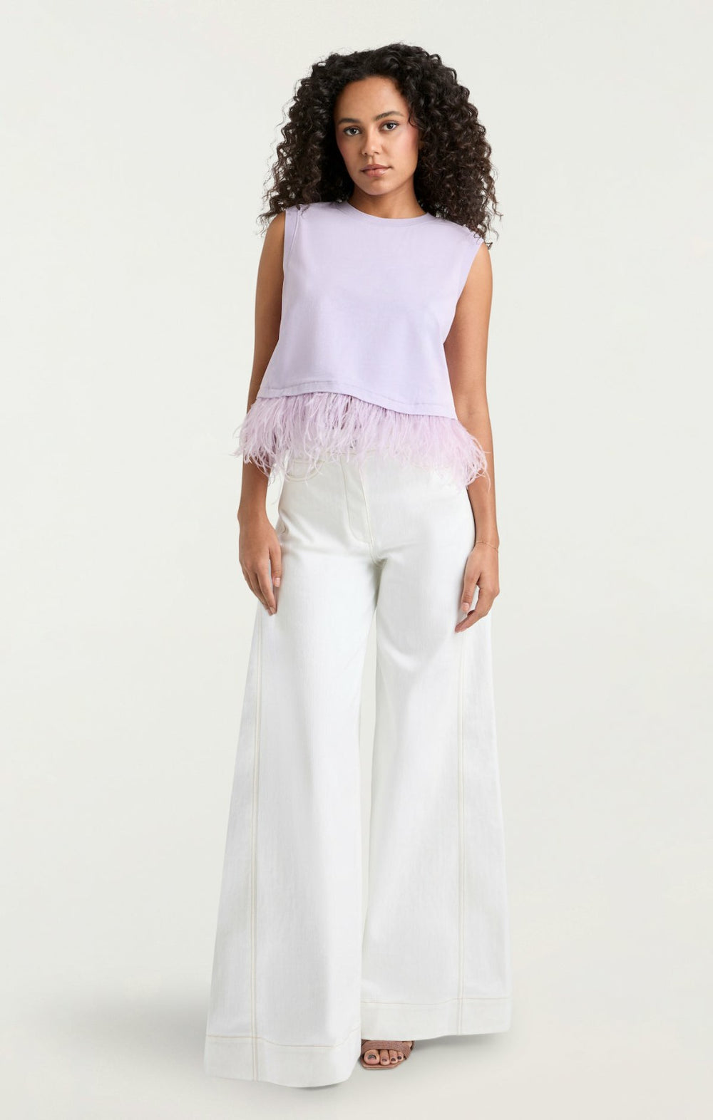 Women Cropped Feather Tee Light Honey Lavender