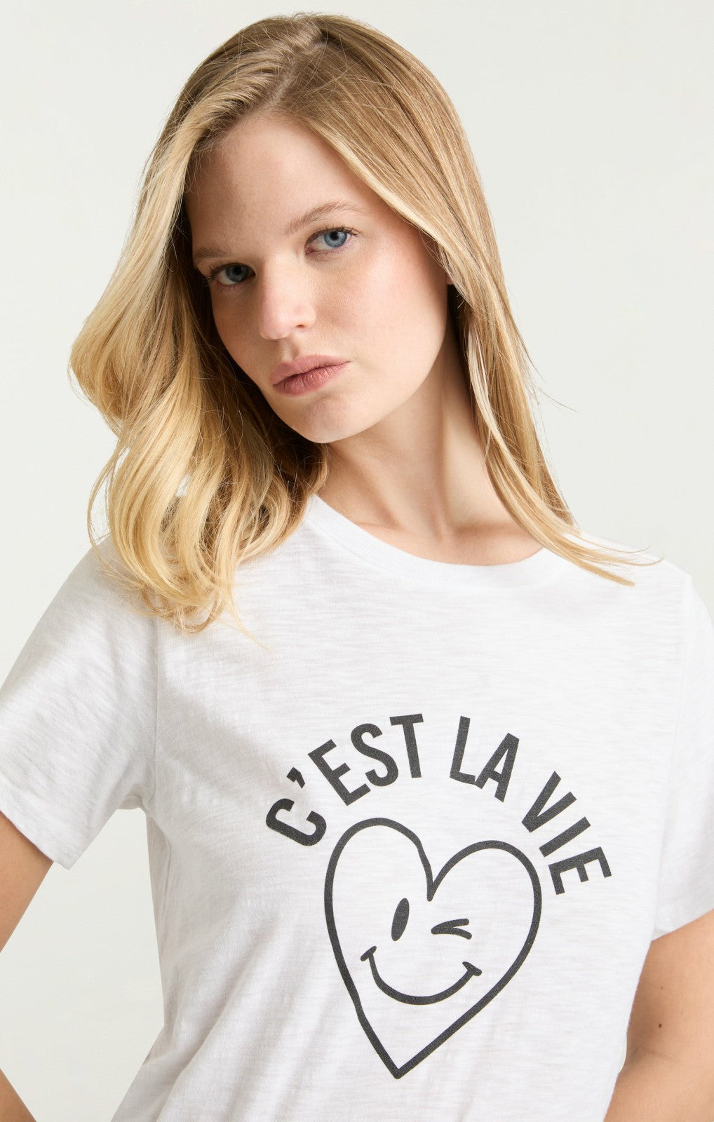 Women C'est La Vie Heart Smiley Tee White/Navy