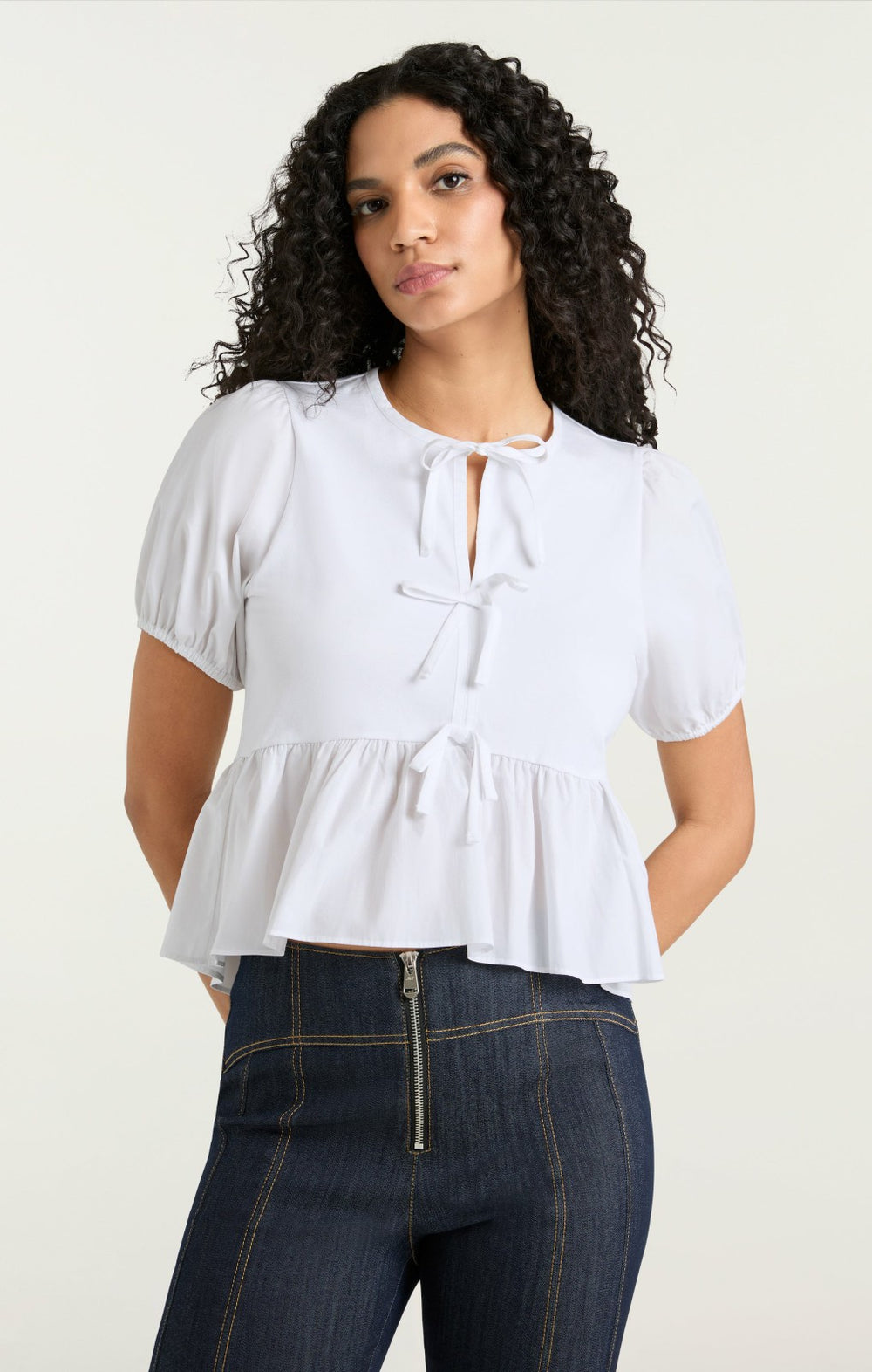 Women Mare Top White